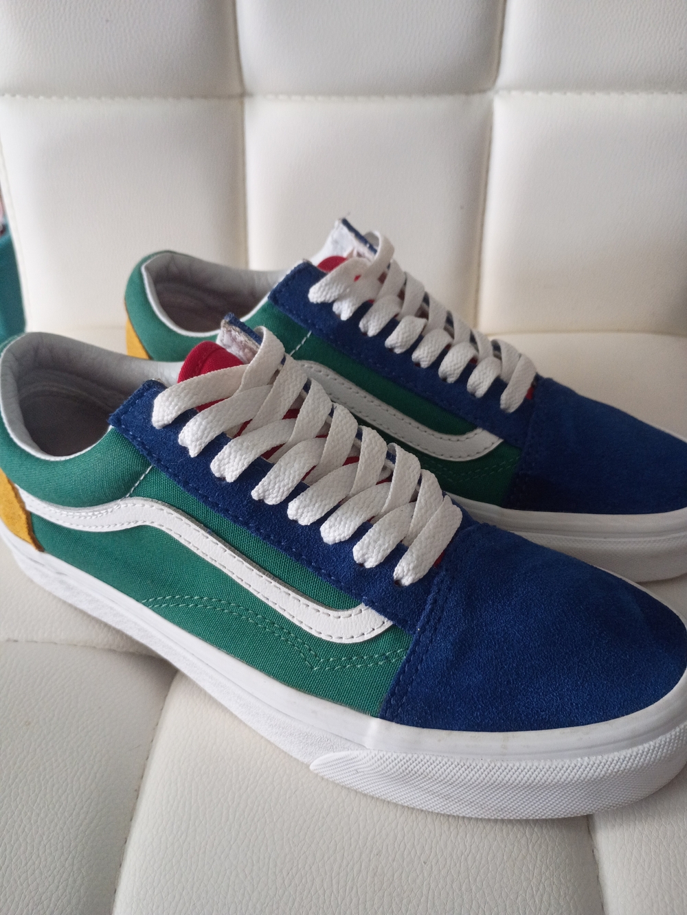 Vans Low-Top Sneakers in Blue, Green, White and Yellow